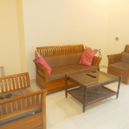 Two Bedroom House 마디케리 외부 사진